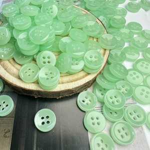 4 lỗ nút nhựa đầy màu sắc nút tròn nhựa lõm nút áo nhựa - Product Image 1