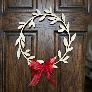 Corona de Hojas Metálicas Redonda Decorativa con Flores, Sin Luces, Hecha a Mano, Estilo Clásico con Cinta Roja, Adorno Navideño para Colgar en la Pared - Product Image 2