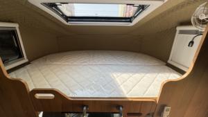 Autocaravana 4x4 Blanca de Lujo, Nueva, Modelo 2026, con Batería de Litio y Paneles Solares, 2+2 <span class=keywords><strong>Plazas</strong></span>, Lista para Acampar en Australia, Ideal para Senderismo - Product Image 3