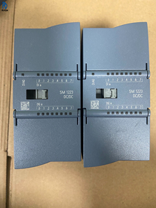 Módulo de Entrada/Salida Digital de Transistor 6ES7223-1BH32-0XB0 S7-1200 8DI 8DO DC 24V para Sistemas de Control PLC de Automatización Industrial - Product Image 1