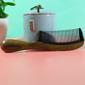 Wooden Massage <b>Comb</b> Large Size Cow Horn Material For Hair Care Home Use - Product Image 4