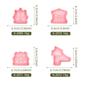 Court Series Moule <span class=keywords><strong>à</strong></span> biscuits en plastique Dessin animé 3D Arbre de <span class=keywords><strong>Noël</strong></span> Écologique DIY Imprimé <span class=keywords><strong>Emporte</strong></span>-<span class=keywords><strong>pièce</strong></span> 2 pièces - Product Image 5