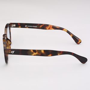 Gafas de sol redondas OEM para mujer con protección UV400 Color Pantone Disponibilidad Nueva llegada - Product Image 3