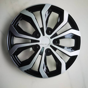 Enjoliveurs de roue de voiture bicolores anti-usure (noir et argent) <span class=keywords><strong>15</strong></span> <span class=keywords><strong>pouces</strong></span>, montage par pression, avec anneaux métalliques (lot de <span class=keywords><strong>4</strong></span>) - Product Image 1