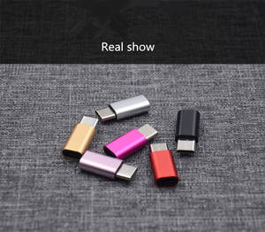Venta caliente <span class=keywords><strong>tipo</strong></span> C <span class=keywords><strong>OTG</strong></span> convertidor Micro USB hembra a <span class=keywords><strong>tipo</strong></span> C macho <span class=keywords><strong>adaptador</strong></span> para teléfonos Android aleación de aluminio con <span class=keywords><strong>tipo</strong></span> de salida de CA - Product Image 2