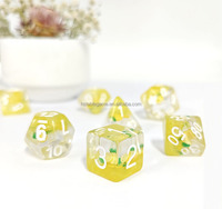 7 pièces dessin animé ananas mdn jeu de société jeu de dés nouveauté résine transparente fruit polyédrique jeu de rôle RPG jeu accessoire