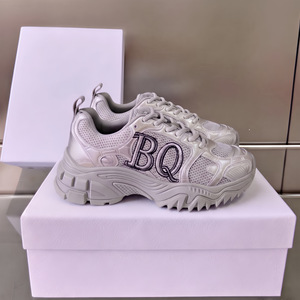 Nouvelles chaussures de luxe de créateur 2026 – Baskets décontractées pour hommes, chaussures de sport classiques et tendance pour hommes, chaussures de marche pour femmes - Product Image 1