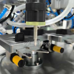 Máquina <span class=keywords><strong>de</strong></span> llenado <span class=keywords><strong>de</strong></span> perfume Máquina <span class=keywords><strong>de</strong></span> llenado <span class=keywords><strong>de</strong></span> botellas <span class=keywords><strong>de</strong></span> vidrio para botellas <span class=keywords><strong>de</strong></span> perfume Bebida <span class=keywords><strong>de</strong></span> agua Máquina <span class=keywords><strong>de</strong></span> llenado <span class=keywords><strong>de</strong></span> perfume al vacío - Product Image 3