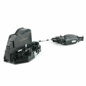 Cerradura de Puerta Delantera Derecha para Pasajero, Nueva, OE 51227185688 - Product Image 3