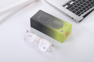 แว่นตา AI รุ่น GS03 แบบพับได้ ชาร์จแม่เหล็ก วัสดุโลหะและ PVC สำหรับถ่ายภาพ วิดีโอ พร้อมฟังก์ชันแปลภาษา โทรด้วยเสียง และกล้องบลูทูธ - Product Image 4