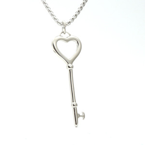 Collar con Colgante de Llave de Corazón, Acero Inoxidable, Plateado, Moderno, Unisex, Regalo, Joyería - Product Image 1