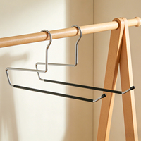 Cintre extra long LINDON de 49 cm à extrémités ouvertes pour linge d'hôtel, serviettes de spa, châles et draps, couvertures