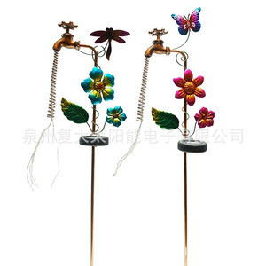 Lampes solaires de jardin, robinet d'eau, lampe décorative extérieure en fer forgé avec panneau solaire et batterie incluses - Product Image 1