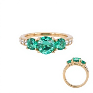 Bague de fiançailles et de cadeau Starsgem tendance en or avec émeraude et diamant de laboratoire personnalisés - Product Image 4
