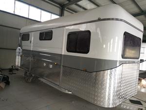 Remolque de Carga Inclinada para 2 Caballos Eurostar Personalizado HERUI con Espacio Habitacional 1800kg - Product Image 5