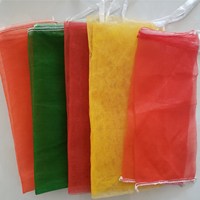 Chinese leverancier 50kg 25kg op maat gemaakte trekkoord PP zakken van gaas voor groenten, fruit, citroenen, sinaasappels, appels, maïs, uien, tomaten, aardappelen