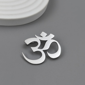 Broche de Acero Inoxidable con Símbolo Om Hindú, Accesorio de Moda Transfronterizo Europeo-Americano, Prenda Religiosa India de Gran Venta - Product Image 2