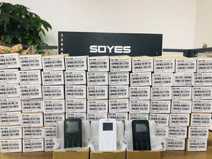 Mince <span class=keywords><strong>Soyes</strong></span> <span class=keywords><strong>7S</strong></span> Plus <span class=keywords><strong>7s</strong></span> + petits téléphones à carte cellulaire 1.5 "IPS étudiant déverrouillé Mini poche téléphone portable Portable torche caméra HIFI - Product Image 5