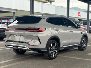 BYD Song Plus 2024 2025 d'occasion, SUV hybride électrique, véhicule d'occasion en bon état - Product Image 6