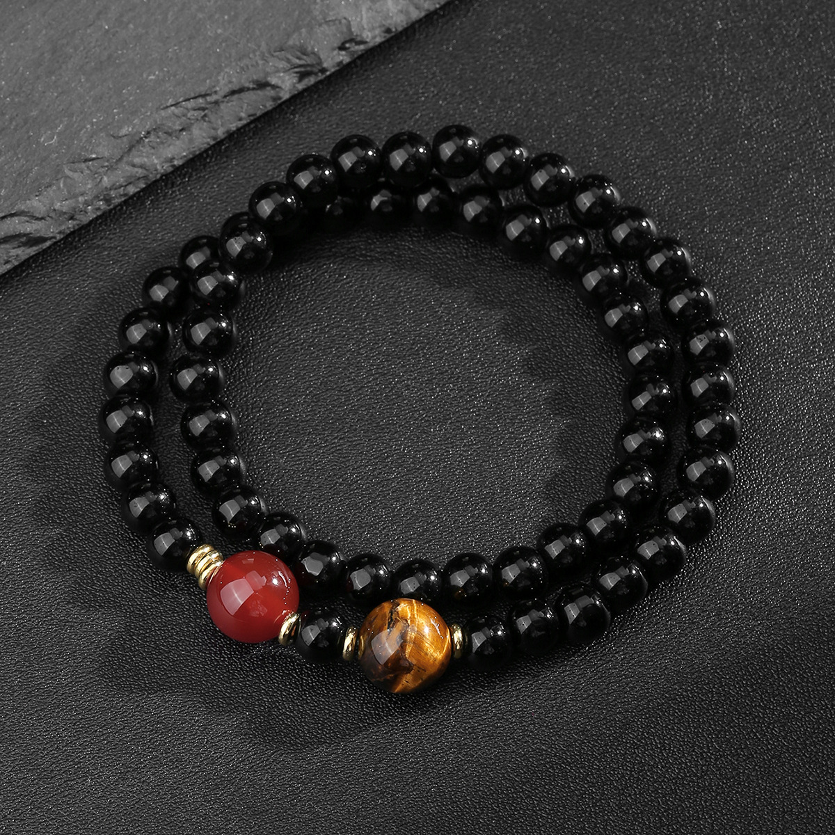 Oeil de tigre agate rouge king kong noir