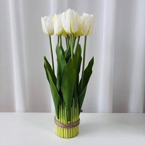 Planta Artificial de Tulipanes en Maceta de Doce Cabezas - Estilo Moderno, Material de Tela, Ecológico, Reutilizable/Reciclable para el Hogar Festivo - Product Image 5