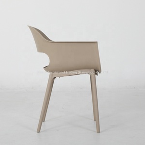 Ensemble bistrot <span class=keywords><strong>de</strong></span> <span class=keywords><strong>jardin</strong></span> moderne en plastique Joye Leisure, confortable, <span class=keywords><strong>pas</strong></span> <span class=keywords><strong>cher</strong></span>, imperméable, pour <span class=keywords><strong>balcon</strong></span>, terrasse, chaises en PP, mobilier d'hôtel - Product Image 4