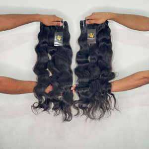 Paquetes de cabello rizado y ondulado con encaje frontal HD, cabello alineado con cutícula cruda Proveedor mayorista de cabello camboyano - Product Image 1