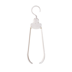 Venta Directa de Fábrica: Perchas de Plástico Multifuncionales Engrosadas, Retráctiles Instantáneas Sin Rastro, Ideales para Uso Doméstico - Product Image 1