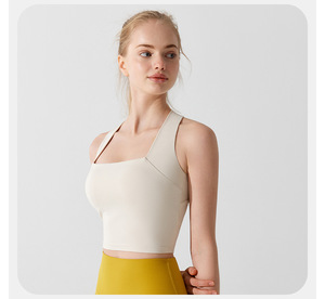 <span class=keywords><strong>Reggiseno</strong></span> sportivo estivo antibatterico con scollo all'americana e schiena incrociata, che valorizza la figura, ad alto sostegno, con <span class=keywords><strong>spalline</strong></span> <span class=keywords><strong>larghe</strong></span>, ideale per yoga - Product Image 4