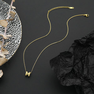 Collar de Joyería con Colgante de Diseño en Forma de H, Chapado en Oro de 18k, Acero Inoxidable 316L, Resistente al Agua y al Deslustre, para Mujer - Product Image 4