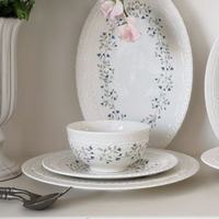 Service de vaisselle en porcelaine embossée à motif végétal vintage français, comprenant assiettes à dessert, tasses et soucoupes, de haute qualité, compatible micro-ondes, pour mariage chinois