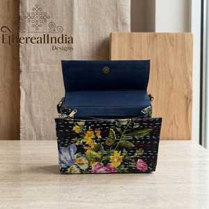 Bolso bandolera floral Kantha, bolso cruzado de algodón acolchado, bolso tipo sobre hecho a mano, estilo bohemio, cuero vegano - Product Image 2