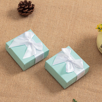 Boîte cadeau personnalisée en gros, écologique, recyclable, avec doublure en éponge, pour anniversaire, fête, mariage, emballage de vêtements, blanche