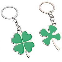 Porte-clés en alliage métallique trèfle à quatre feuilles porte-bonheur, grand porte-clés feuille verte, décoration suspendue pour clés de voiture, breloques de sac, petit cadeau