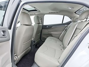 Voitures d'<span class=keywords><strong>occasion</strong></span> Citroën <span class=keywords><strong>C4</strong></span> Berline Conduite à Gauche Automatique Traction Avant 1.8L Faible Kilométrage Sans Accident Vente en Gros à l'Export 2013-2016 - Product Image 5