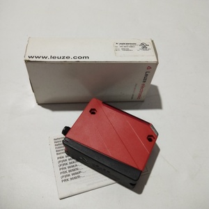 Capteur photoélectrique polarisé rétro-réfléchissant LEUZE PRK 96K P-3368-41 - Product Image 1
