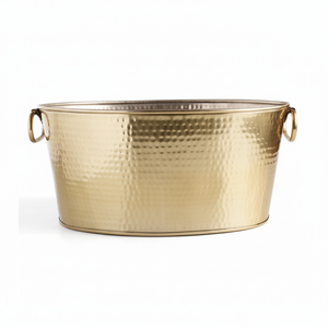 Bañera de fiesta de metal con doble asa que ofrece portabilidad conveniente y belleza rústica para decoración de eventos en interiores y exteriores - Product Image 1