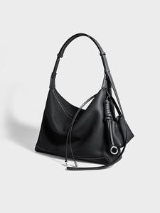 Bolso de hombro de moda para otoño/invierno, hecho de material PU, estilo vintage, de gamuza, para mujer, de gran capacidad, tipo mochila. - Product Image 2
