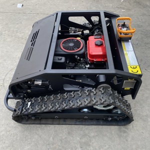 Tondeuse à gazon professionnelle autotractée à essence avec chenilles, moteur monocylindre 4 temps, lame rotative à éjection arrière - Product Image 6