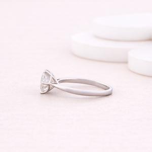 Bague solitaire en diamant taille brillant cultivé en laboratoire, or rose 14 carats |   Certifié IGI |   Sertissage classique à griffes |   Mariage, fiançailles, sur mesure - Product Image 2