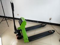 Carro de palés con báscula, operación flexible, báscula de palé manual hidráulica, ruedas de nailon de proceso sepcial