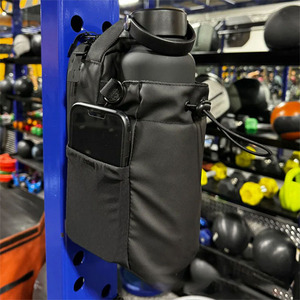 กระเป๋ากีฬาสะพายข้างพร้อมช่องใส่โทรศัพท์ ที่วางขวดน้ำสำหรับออกกำลังกายความจุขนาดใหญ่สำหรับผู้ชาย - Product Image 1