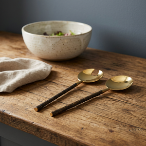 Ensemble Cuillère et Fourchette de Service en Acier Inoxydable Doré avec Manche Noir – Vaisselle de Cuisine Moderne – Vente en Gros Usine - Product Image 2