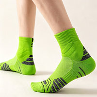 Chaussettes de course pour hommes avec logo personnalisé, coussinées, en nylon/coton tricoté, absorbant la transpiration, antidérapantes, avec semelle épaisse en tissu éponge, respirantes