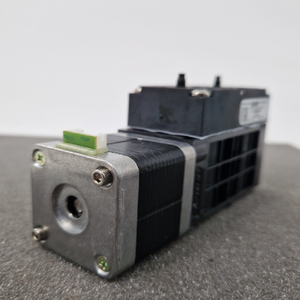 Pompe à vide PLC Technologies No.5067-6224 Btm Mnt B 3537 181 pour contrôle industriel Modbus Ethernet RS485 avec garantie - Product Image 1