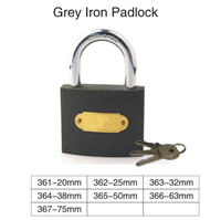 Cadenas en fer avec placage en laiton