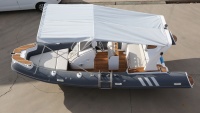 Bateau pneumatique à coque en fibre de verre de 5,8 m