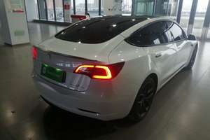 รถยนต์เทสล่า รุ่น <span class=keywords><strong>3</strong></span> ปี 2022 ระบบขับเคลื่อนสี่ล้อแบบ Performance รถยนต์ไฟฟ้า BEV ระยะทางวิ่ง 556 กม. แบตเตอรี่ 60 กิโลวัตต์ชั่วโมง พวงมาลัยซ้าย รุ่นซีดาน สีขาว - Product Image 2