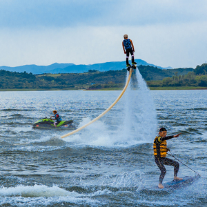 Planche volante <span class=keywords><strong>Jet</strong></span> Fly Board neuve à <span class=keywords><strong>prix</strong></span> d'usine, très demandée, pour tous les types de <span class=keywords><strong>jet</strong></span> <span class=keywords><strong>ski</strong></span> - Product Image 1