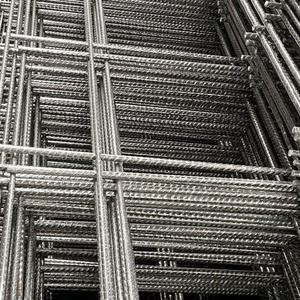İnşaat Beton Kare Kafesleri Koruyucu/Dekoratif Donatı Tel Örgüsü 3x3 Siyah Kaynaklı Tel Örgü Panel Satışı - Product Image 1